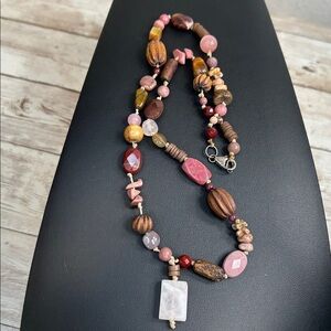 Elegant Stone Beaded Necklace with 925 clasp